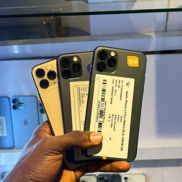 Mint UK used iPhone 11pro