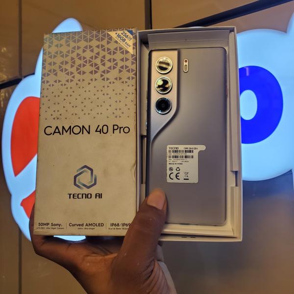 Tecno Camon 40 Pro