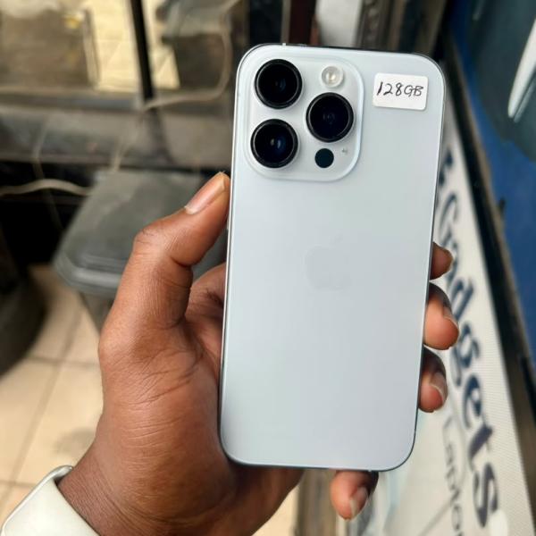 DIRECT 🇬🇧 14PRO 128GB